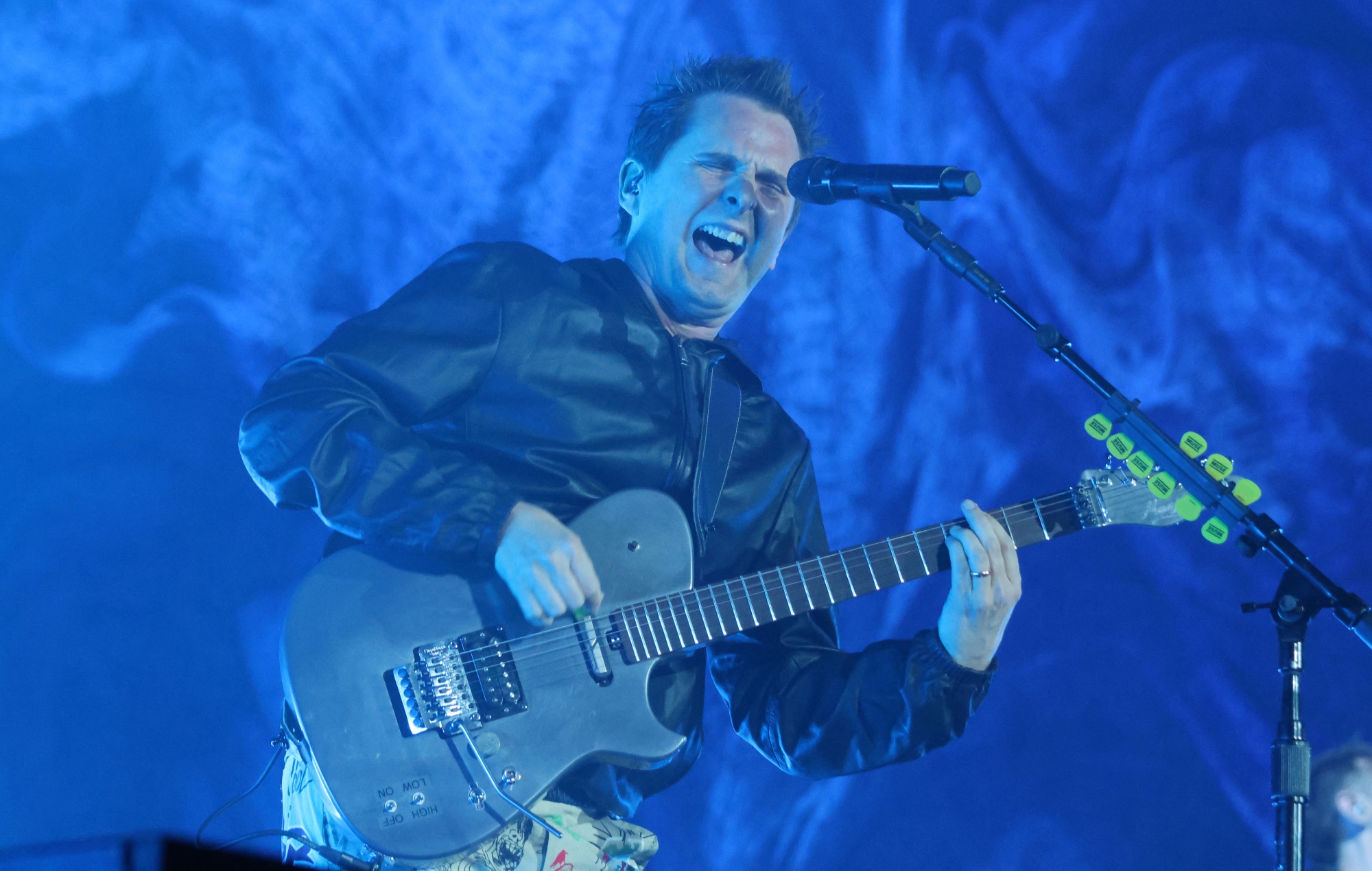 Matt Bellamy performing live on stage with Muse, photo by Medios y Media/Getty Images