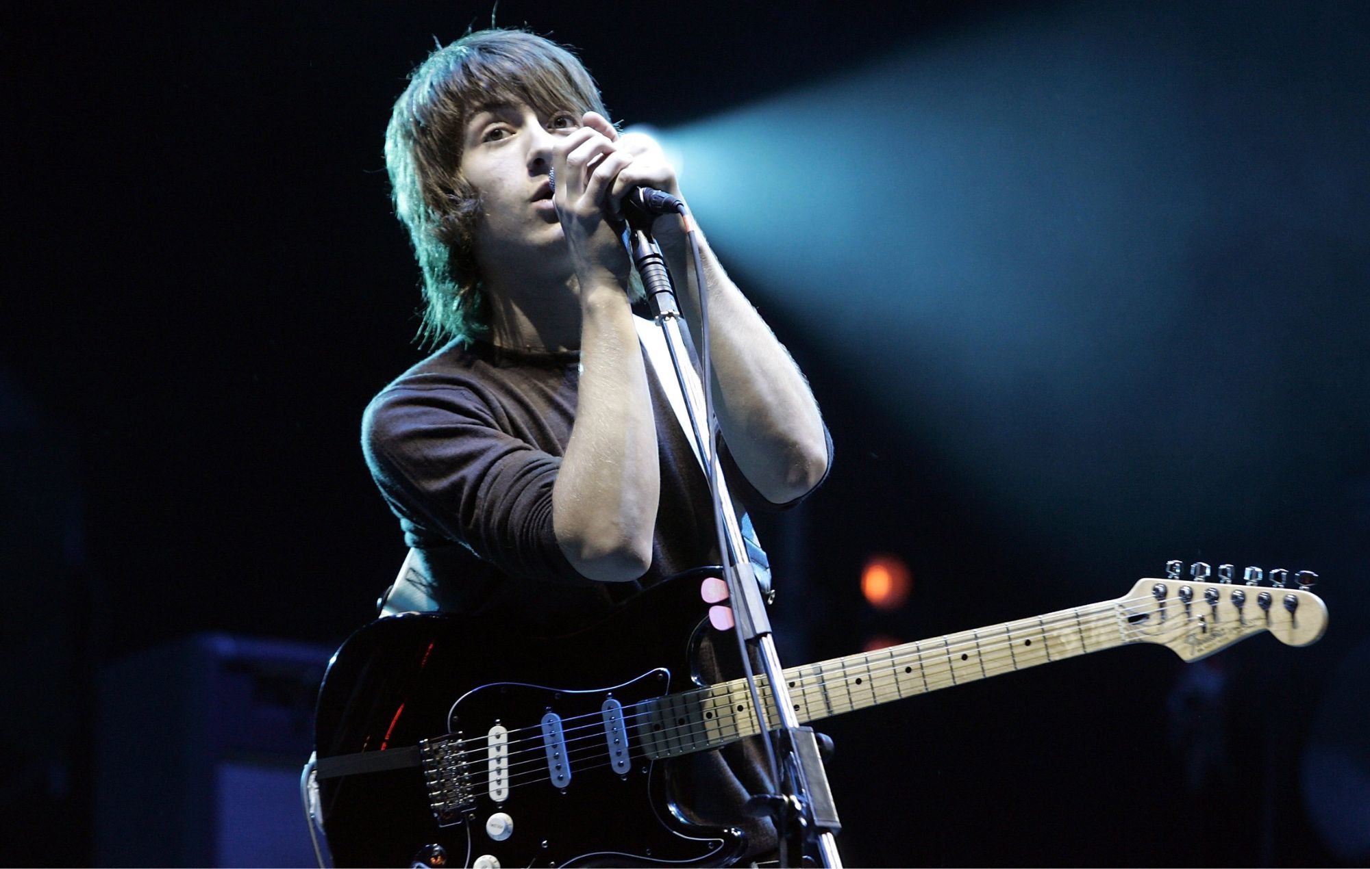 Arctic Monkeys perform in 2006