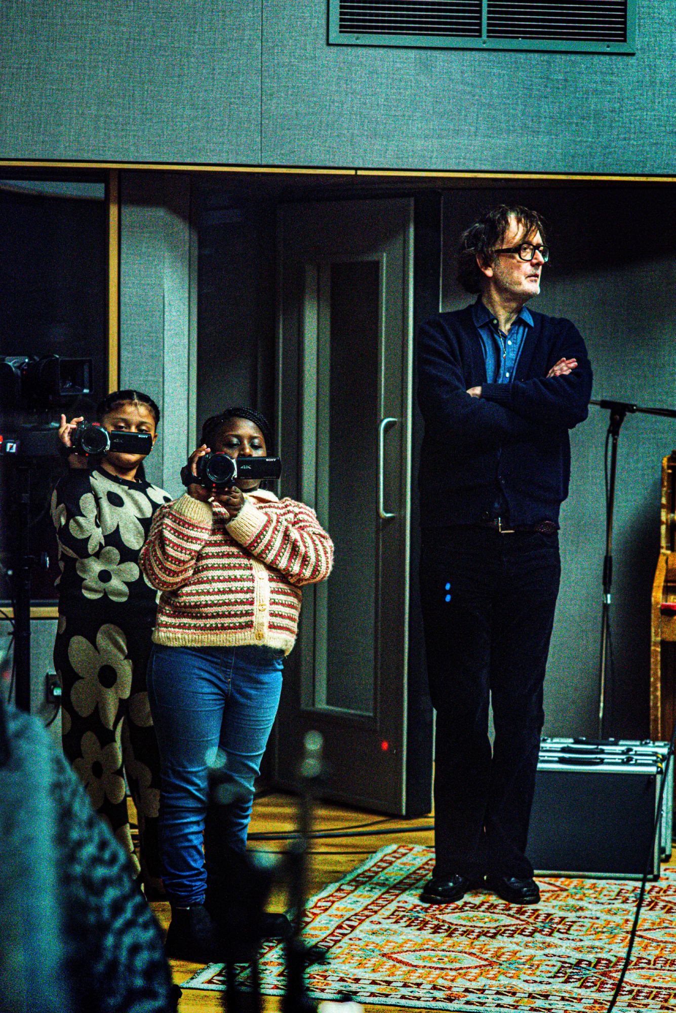 Pulp's Jarvis Cocker with the all-child camera crew at the making of War Child's new 'Help(2)' album. Credit: Lawrence Watson