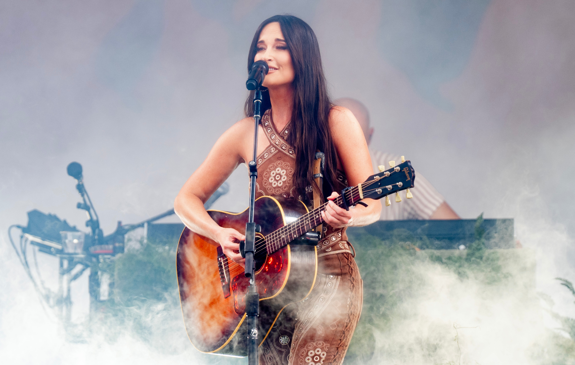 Kacey Musgraves performing live on stage, photo by Erika Goldring/Getty