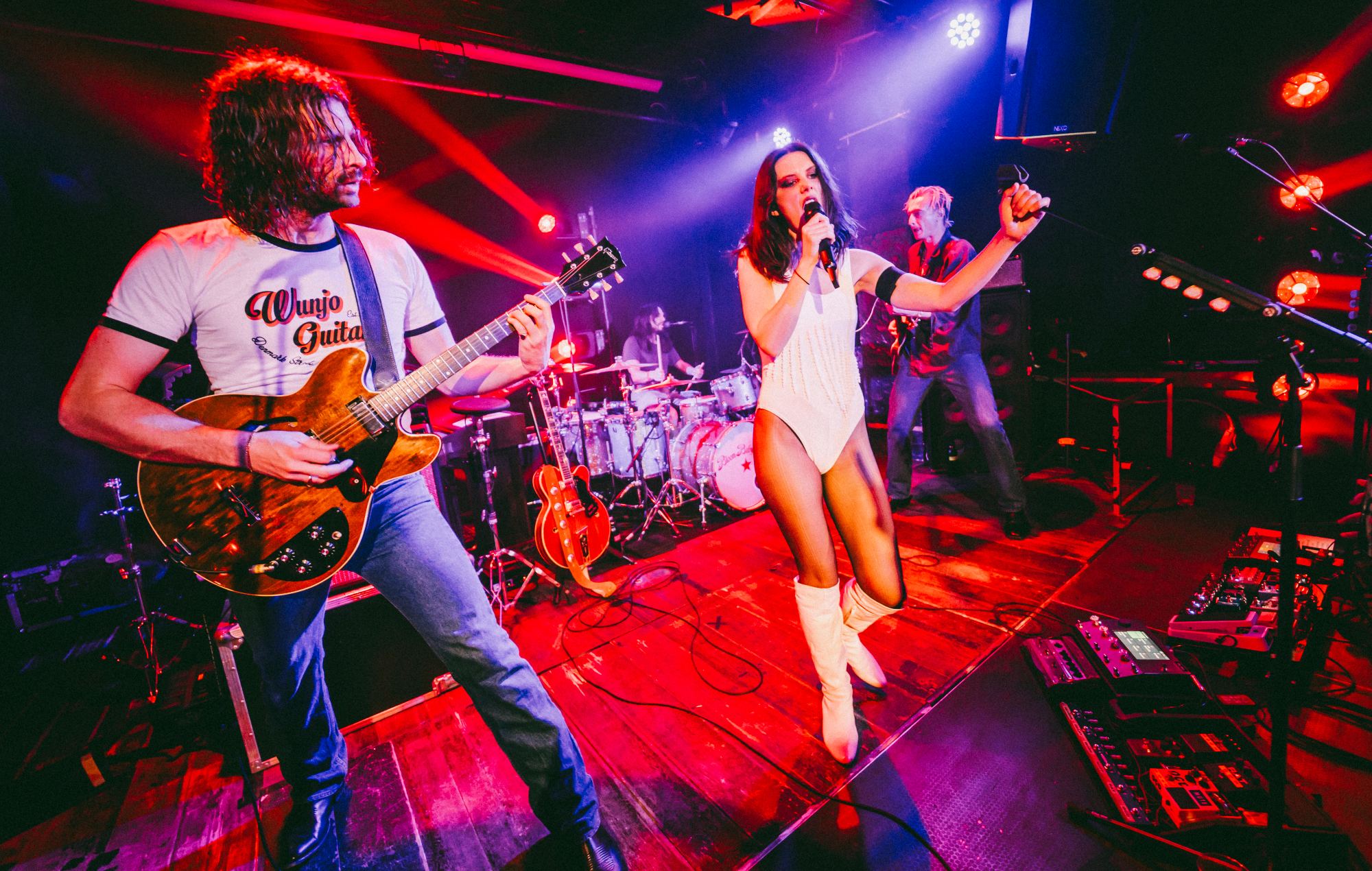 Wolf Alice perform live an intimate show live in Milan, Italy (Photo by Elena Di Vincenzo/Archivio Elena Di Vincenzo/Mondadori Portfolio via Getty Images)