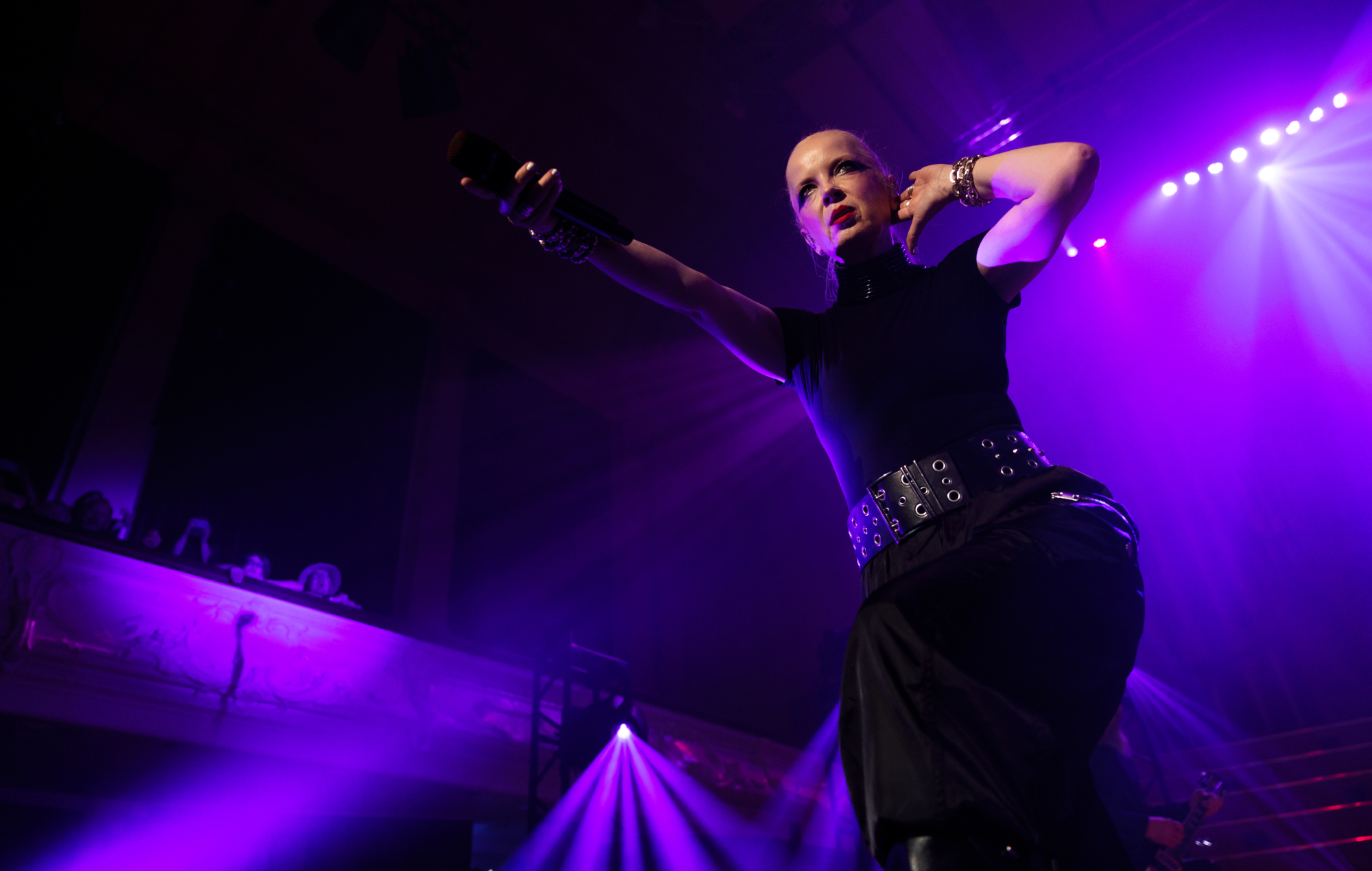 Shirley Manson performing live on stage with Garbage, photo by Dave Simpson/WireImage/Getty