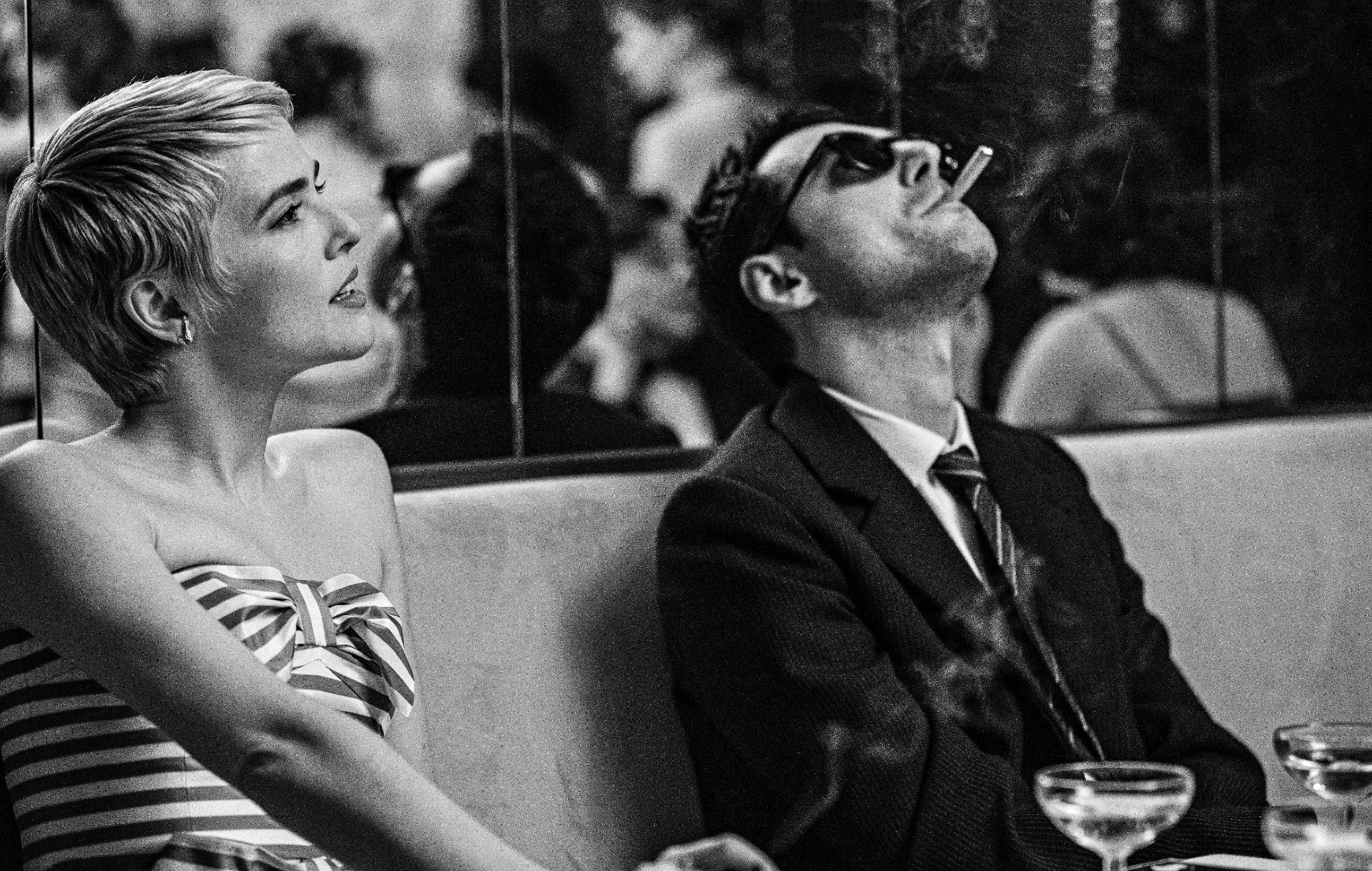 Zoey Deutch as Jean Seberg and Guillaume Marbeck as Jean Luc Godard in 'Nouvelle Vague'.