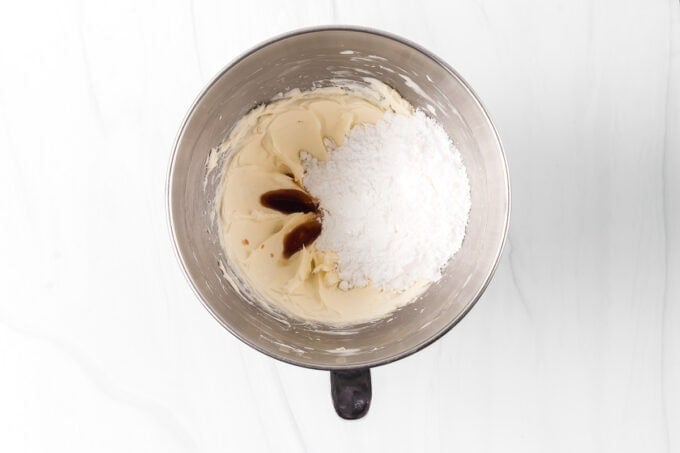 Ingredients for a cheesecake layer.