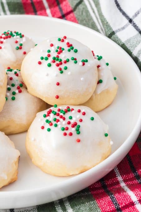 Soft Ricotta Italian Cookies