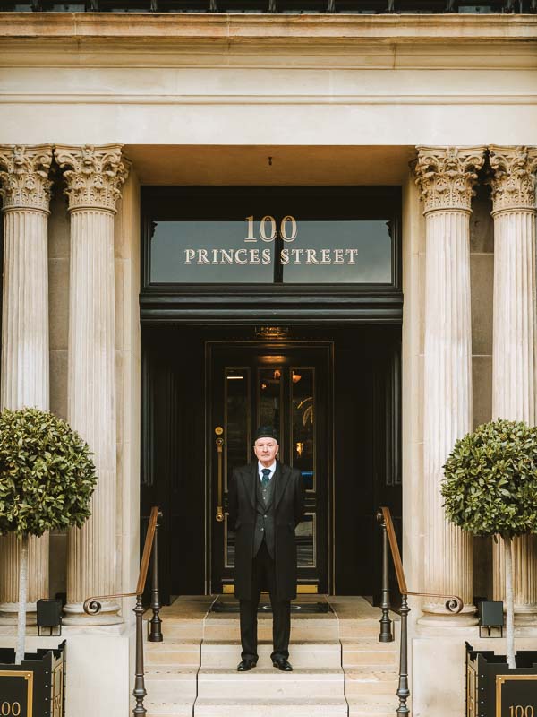 Princes hotel Entry