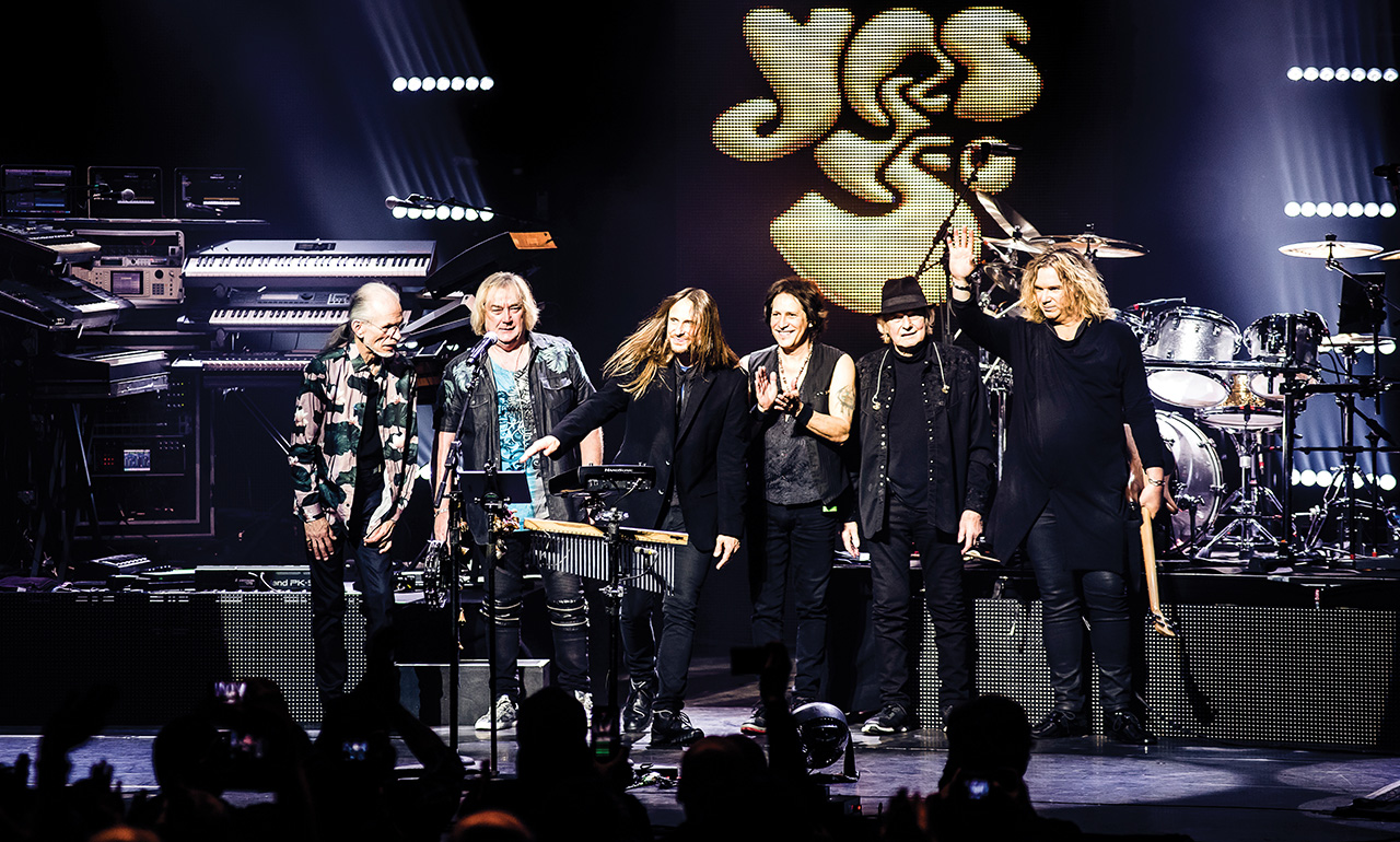 Billy Sherwood with Yes