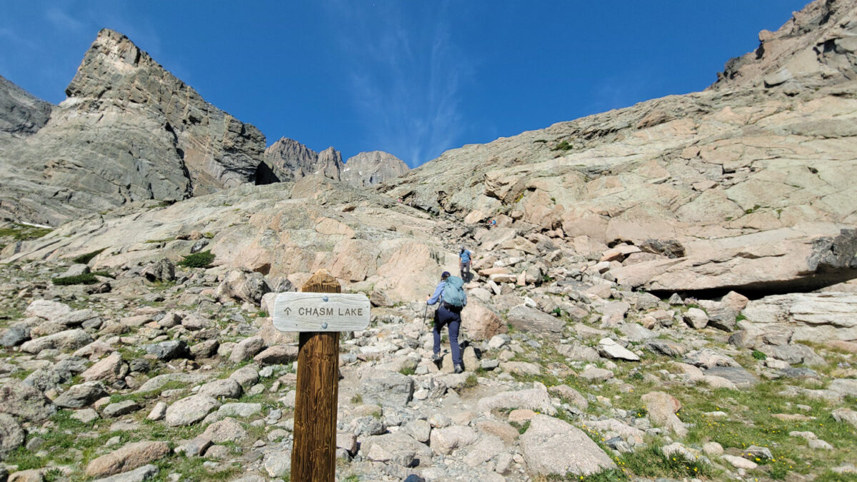 Chasm lake hike rocky mountain national park